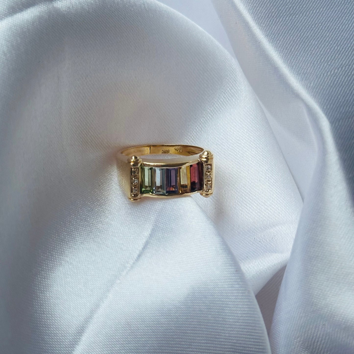 14k Rainbow Ring - Size 6 1/4