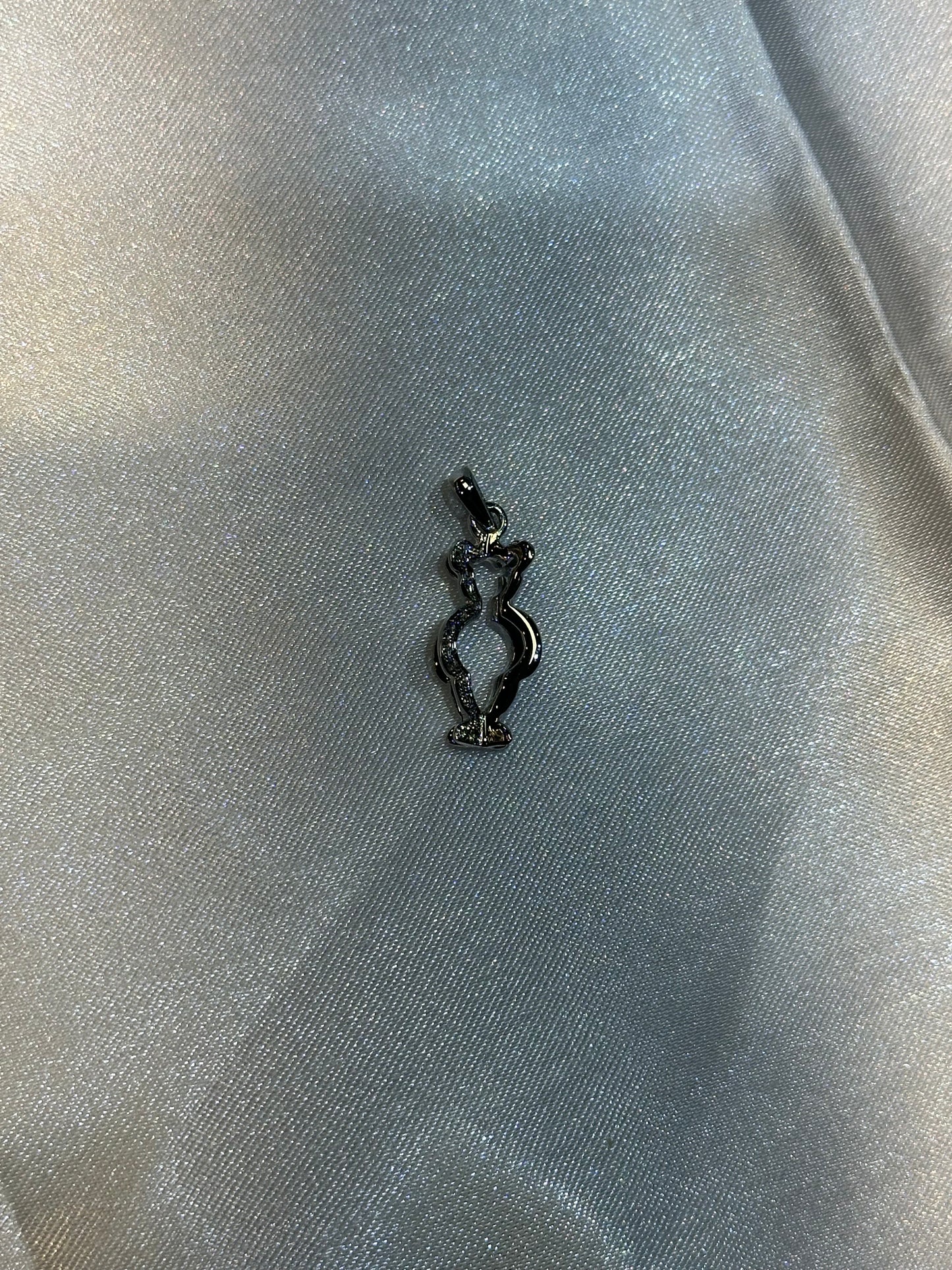 18k Teddy Bear Diamond Pendant