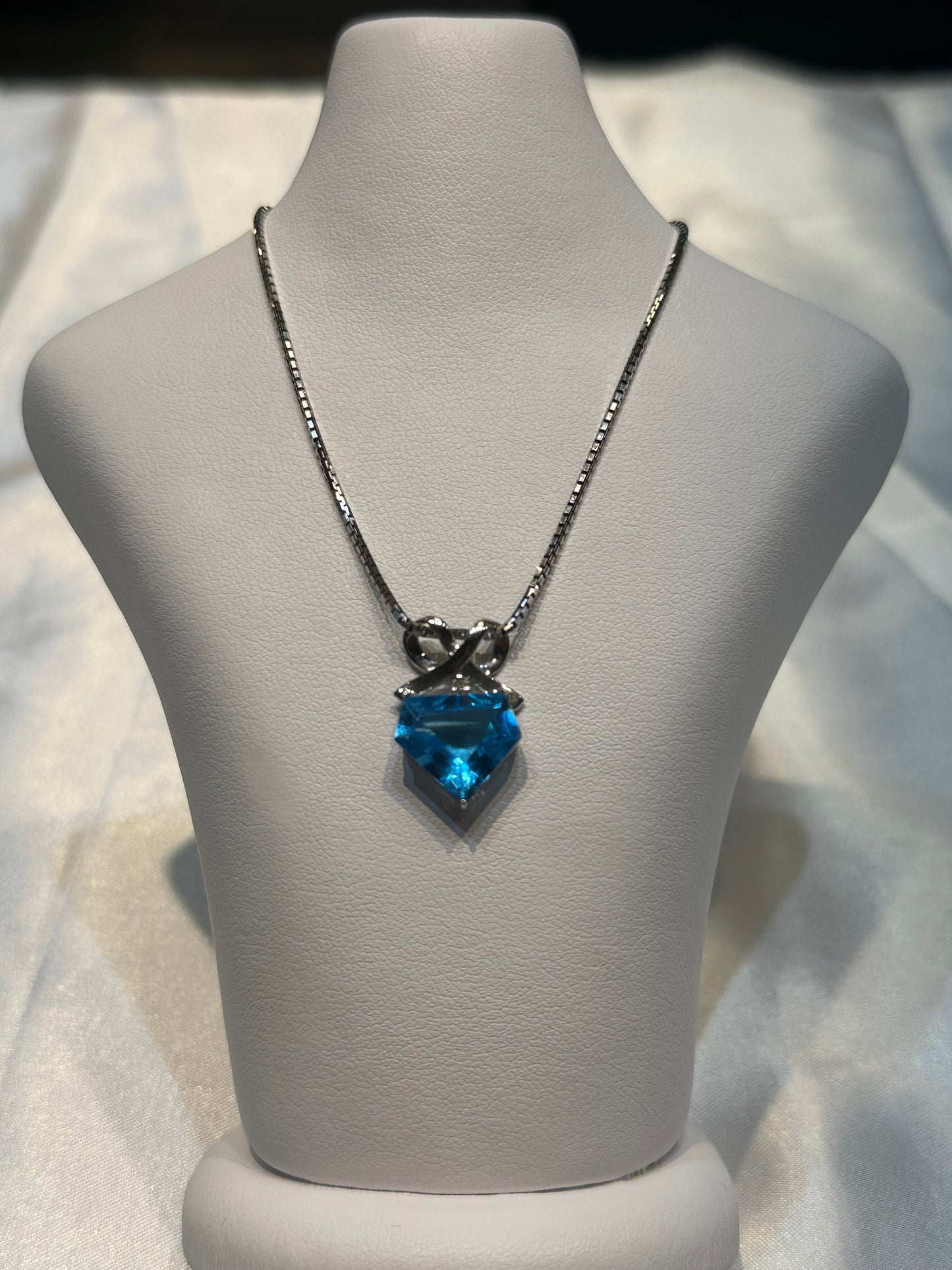 Birthstone 14k gold Blue Topaz Pendant