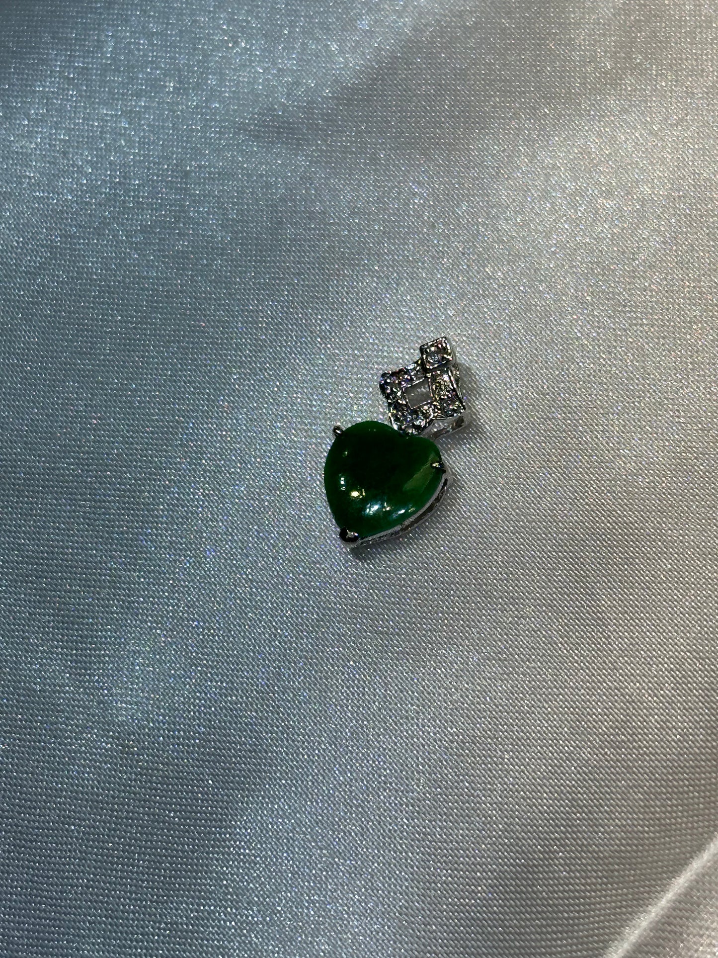 18k white gold Diamond and Jade Heart Pendant