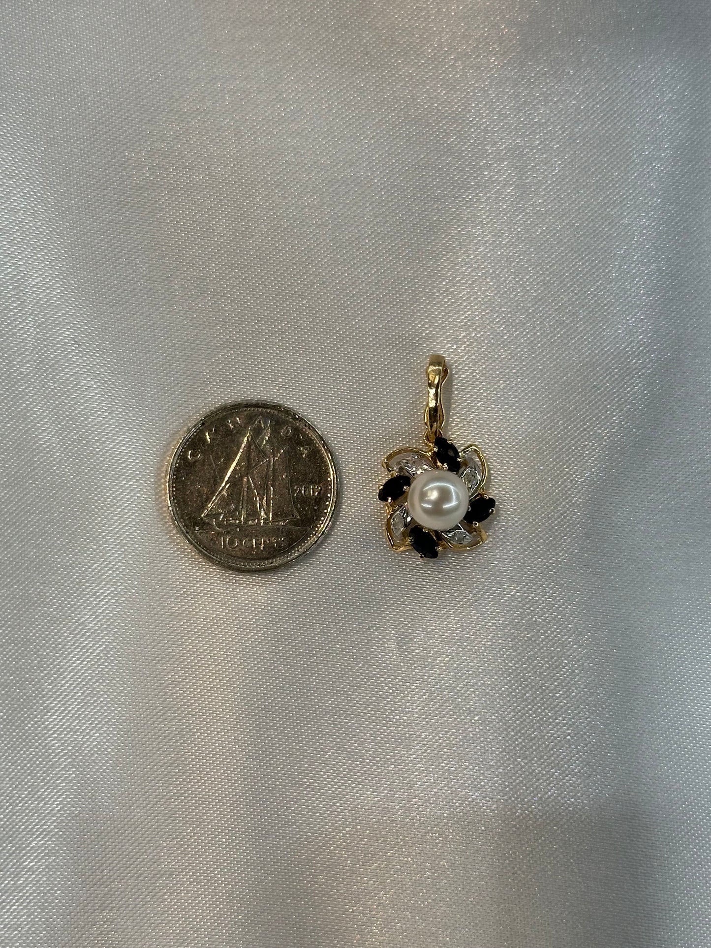 14k pearl, sapphire and diamond pendant