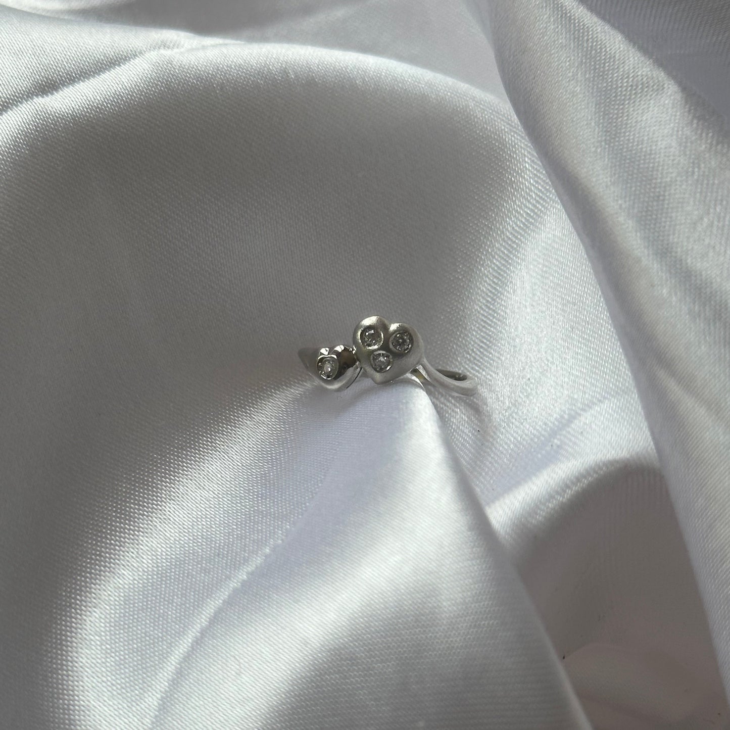 18k Double Heart Ring - Size 4 1/2