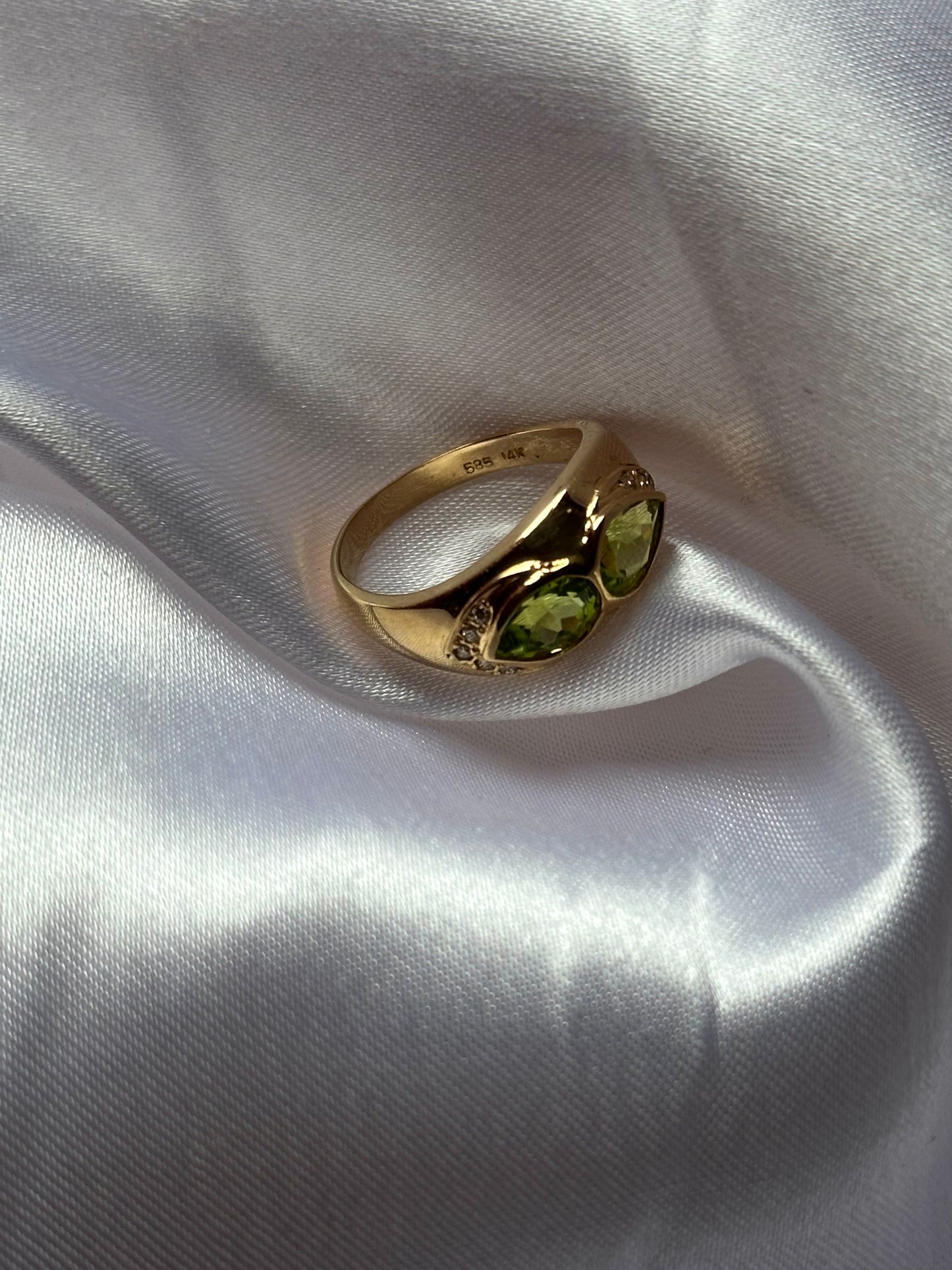 14k Kate Ring - Size 6 1/2