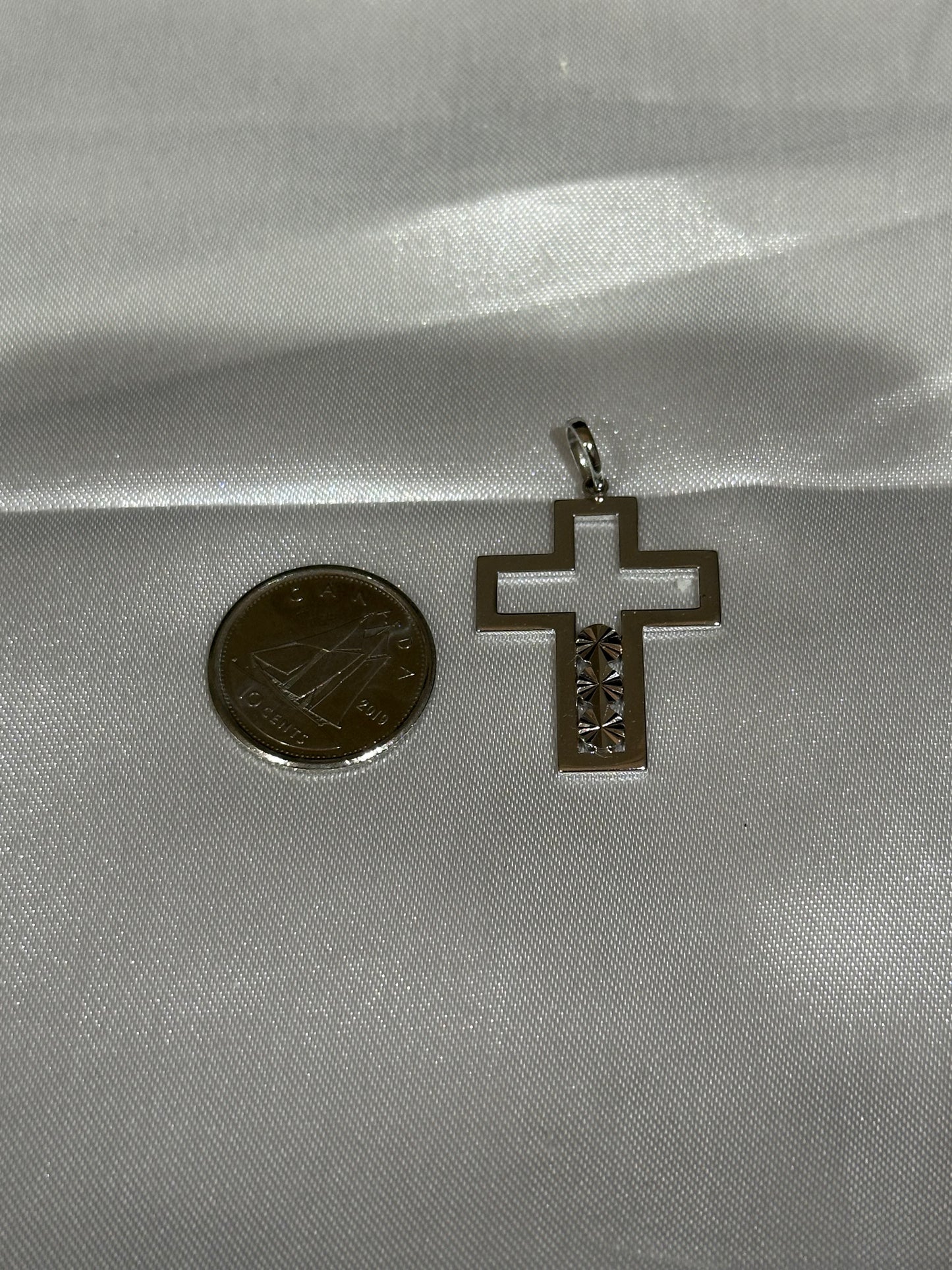 18k solid gold Cross Pendant