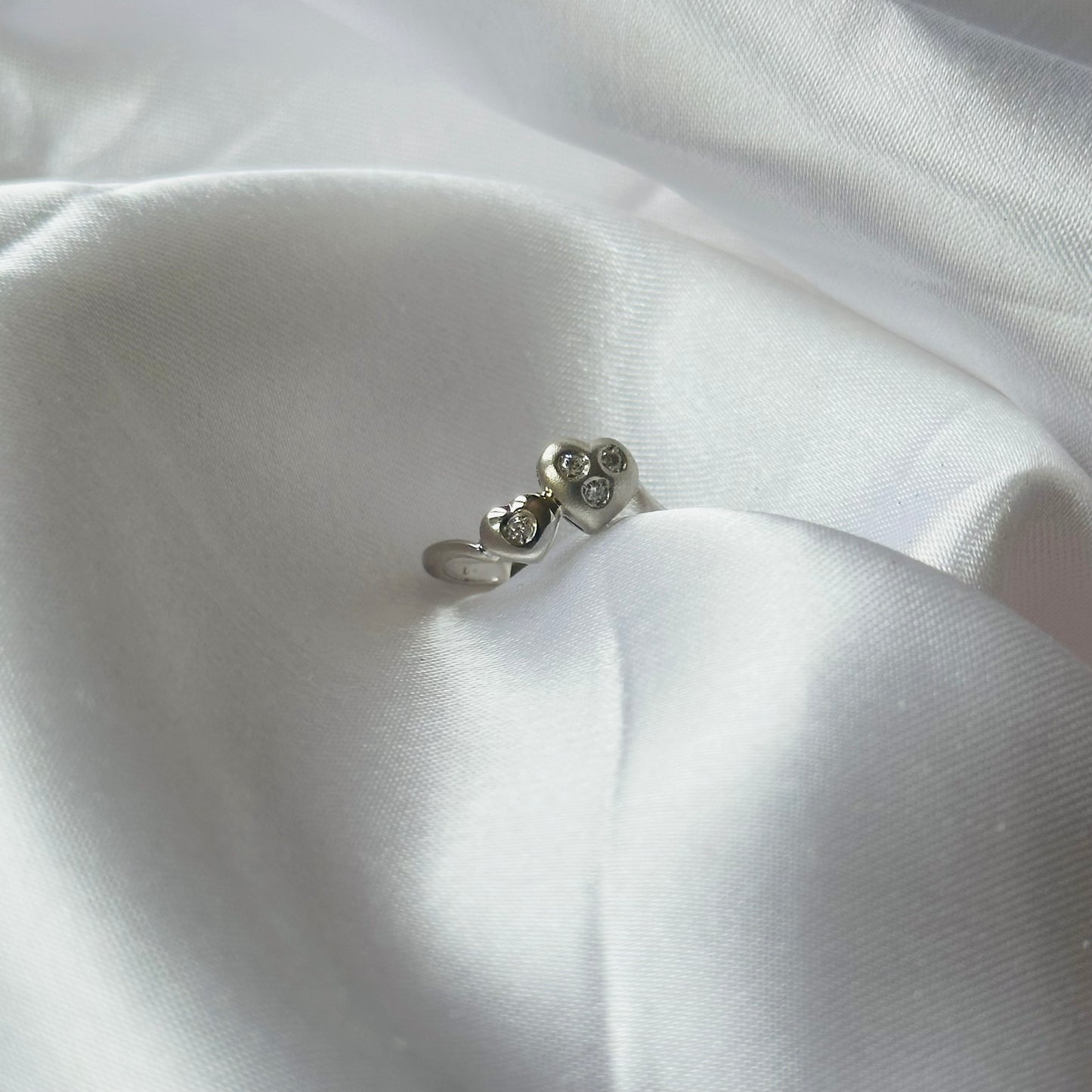 18k Double Heart Ring - Size 4 1/2