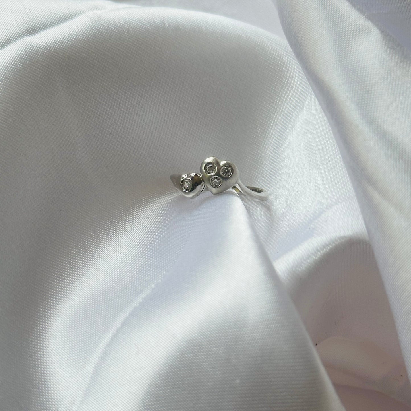 18k Double Heart Ring - Size 4 1/2