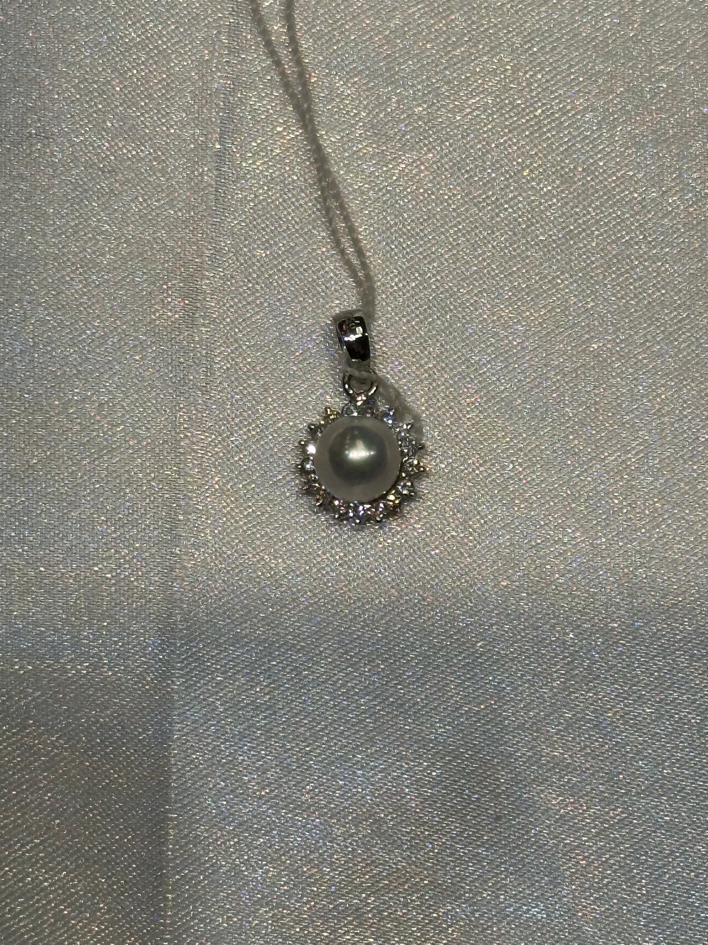 18k Diamond Encrusted Pearl Pendant