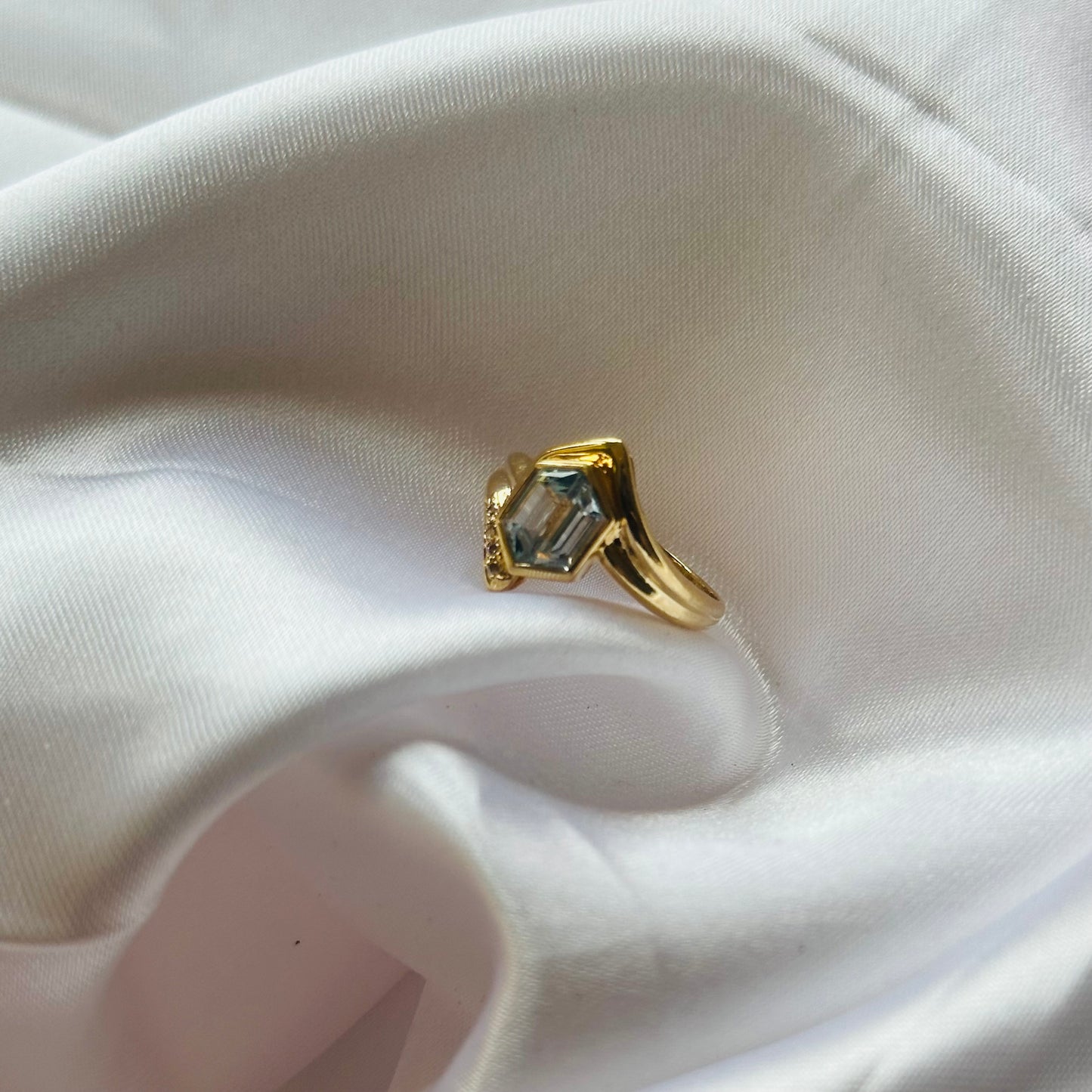 14k Alexis Ring - Size 6 1/4