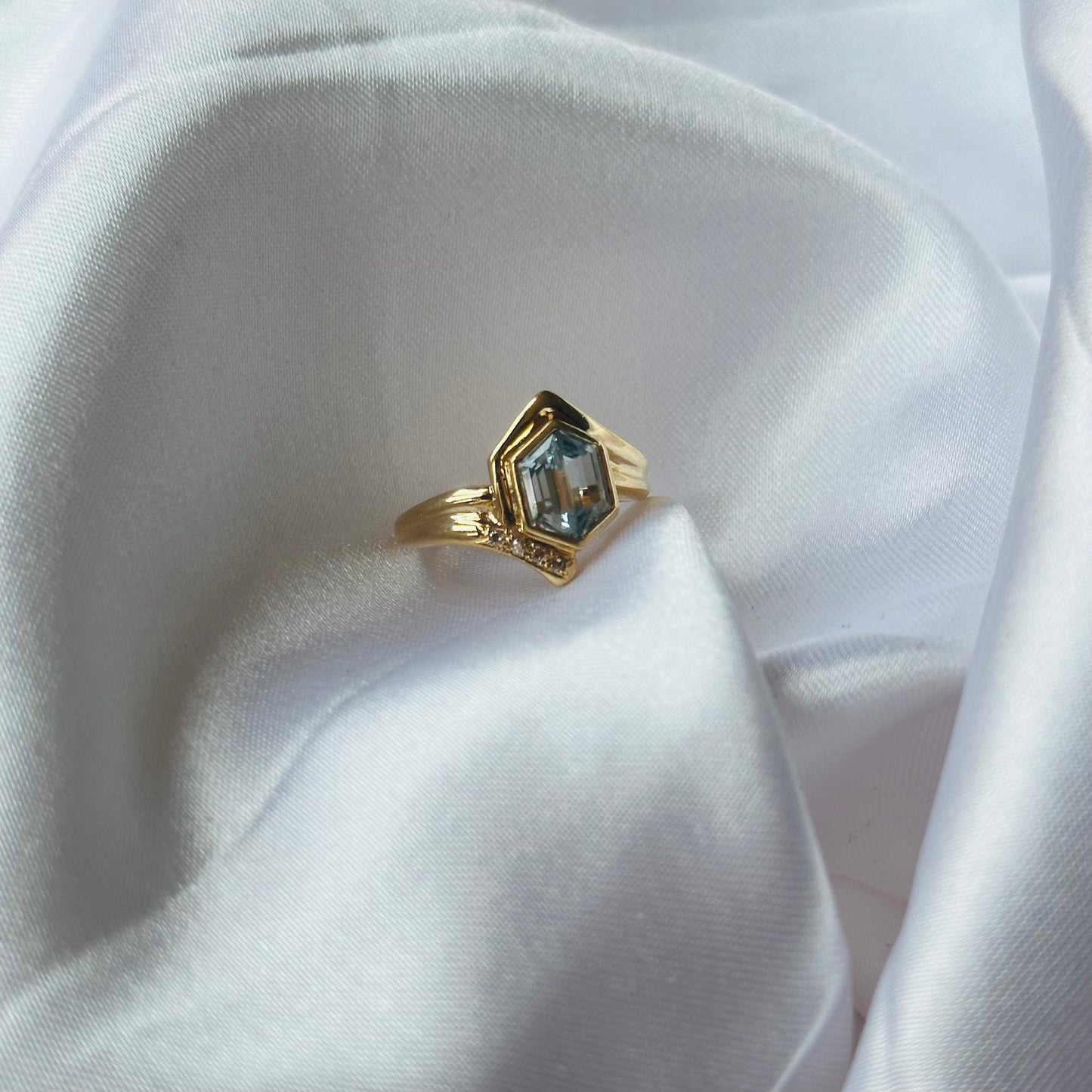 14k Alexis Ring - Size 6 1/4