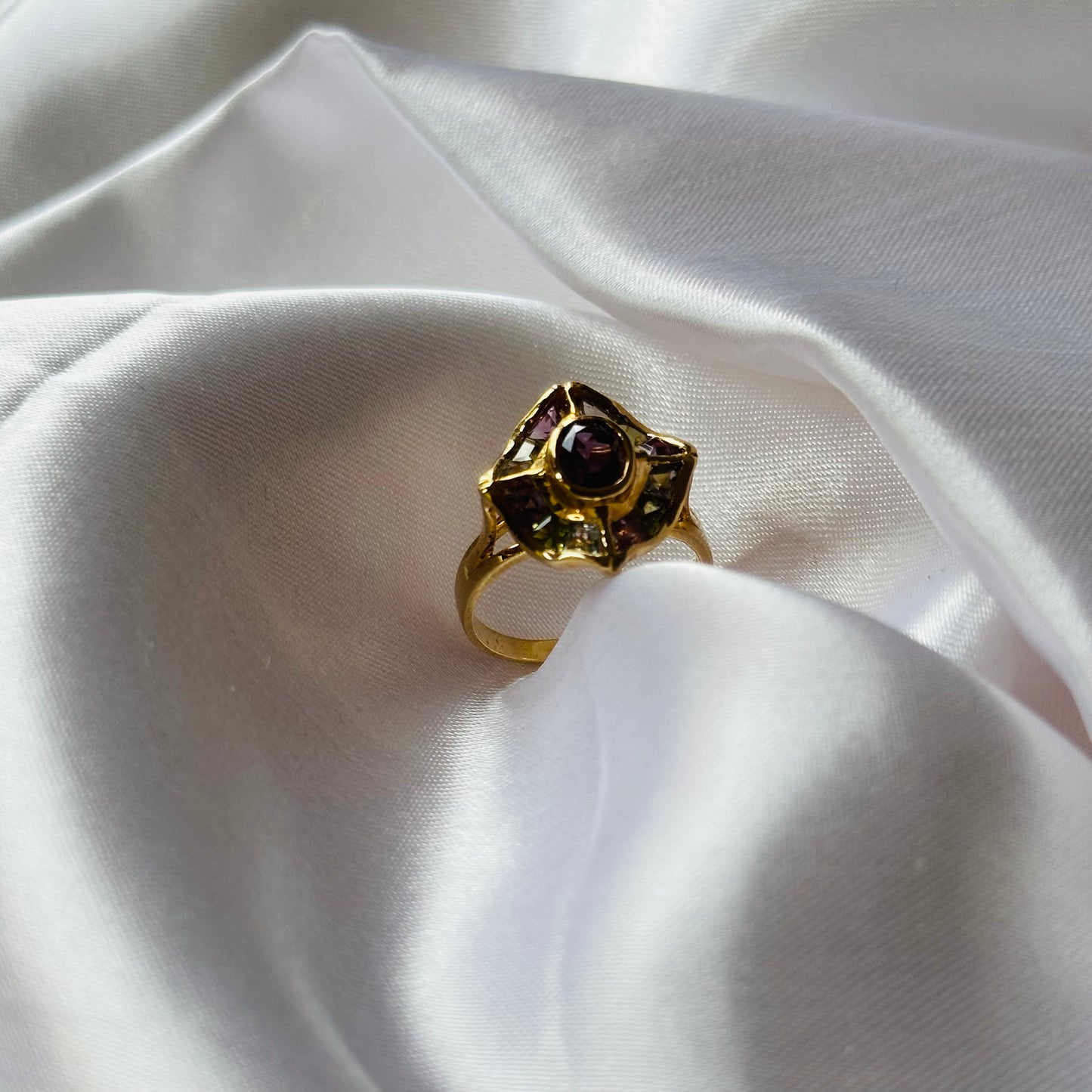 14k Lily Ring - Size 6 1/2