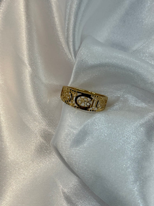 18k Solid Gold Ring - Size 5 3/4